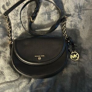 Micheal Kors jet set charm half dome crossbody